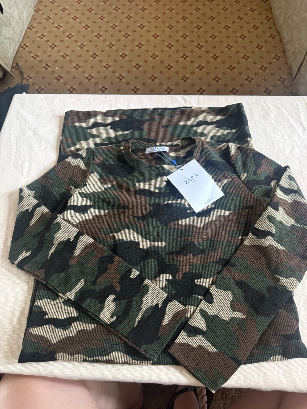 Zara Camouflage Knit Crewneck Sweater - Green, Brown, Black